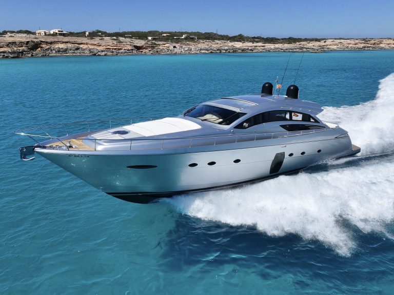 Bow of Pershing 72 Legendary - Yacht in Ibiza