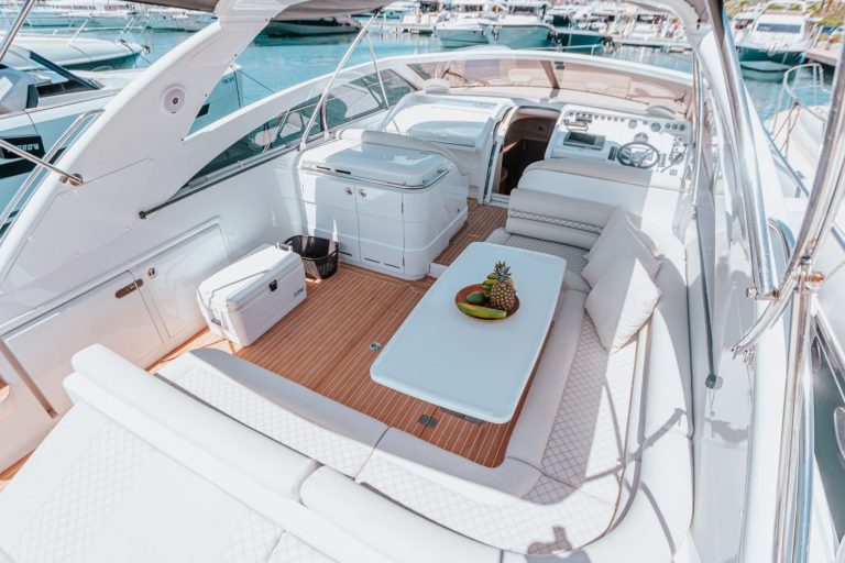 Fly bridge of Princess V55 If - Yacht in Ibiza