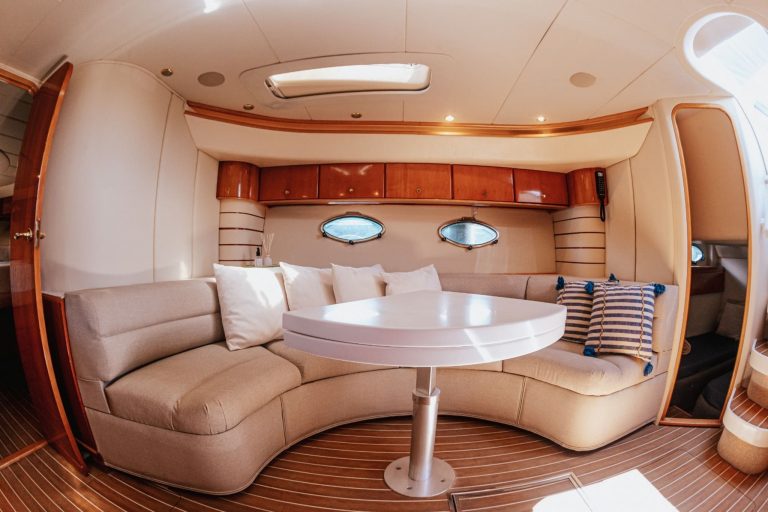 Lounge of Princess V55 If - Yacht in Ibiza