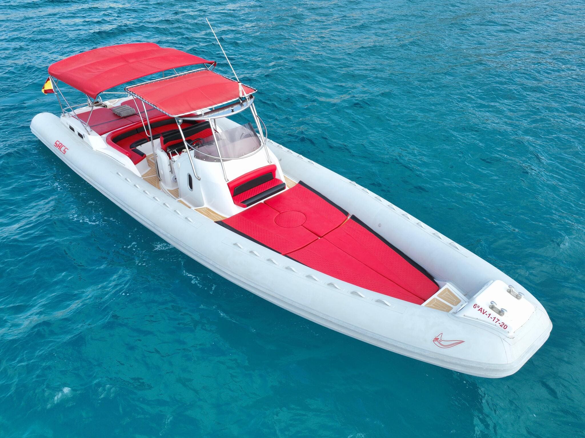 Bow sundeck of Sacs Stratos 42 Floppy - Inflatable boat in Ibiza