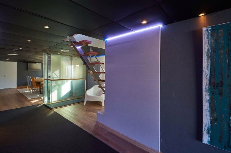 Lounge 3 of Explorer 92 Boramar - Event boat in Ibiza