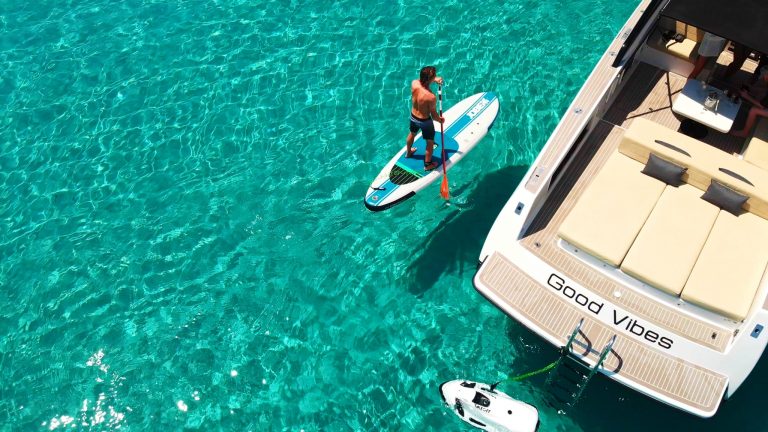 Watertoys of Van Dutch 40 Good vibes - Yacht in Ibiza