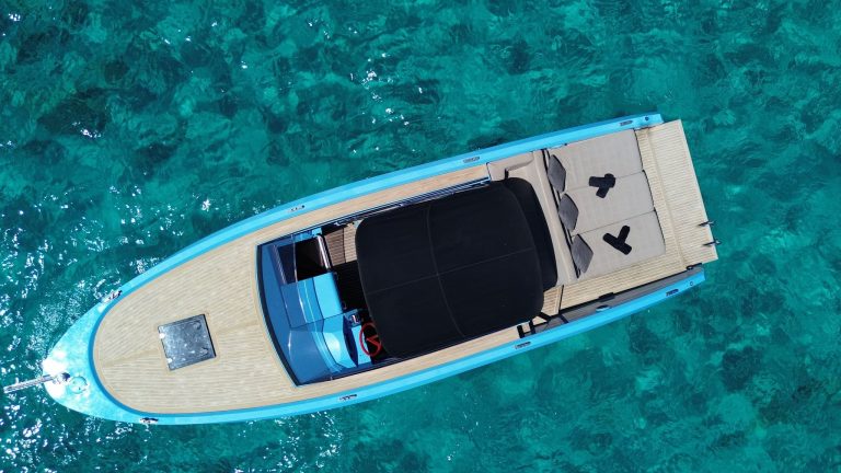 Air view 2 of Vanquish VQ32 Maliblue - Yacht in Ibiza