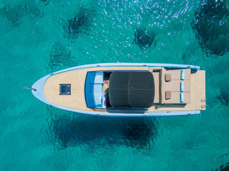 Air view 3 of Vanquish VQ32 Maliblue - Yacht in Ibiza