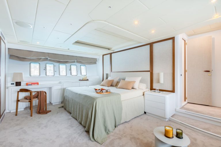 Cabin of Mangusta 108 Nomad - Superyacht in Ibiza