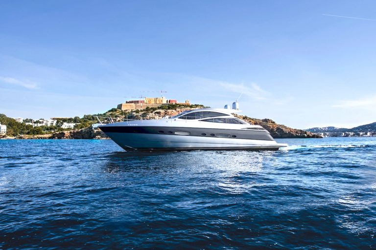 Port view of Pershing 56 Enjoy - Yacht in Ibiza