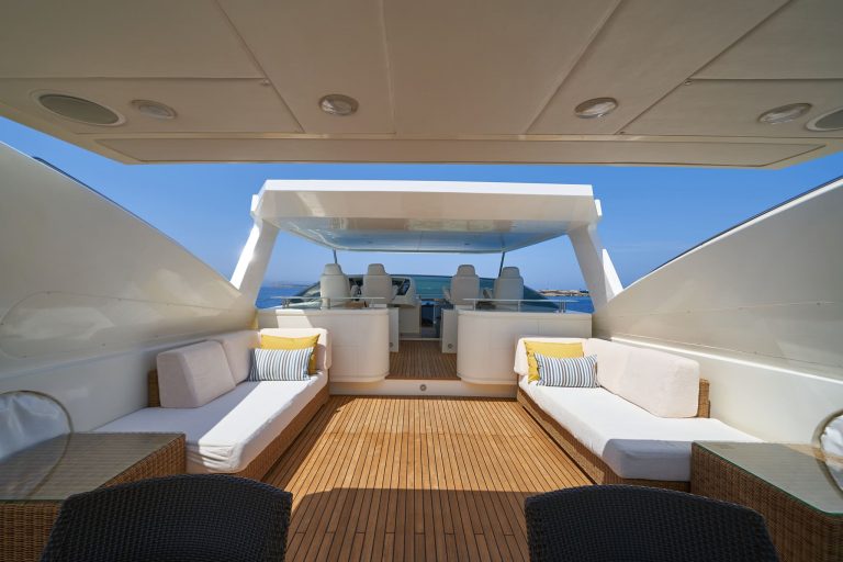Fly bridge of Astondoa 102 GLX Kirios - Superyacht in Ibiza