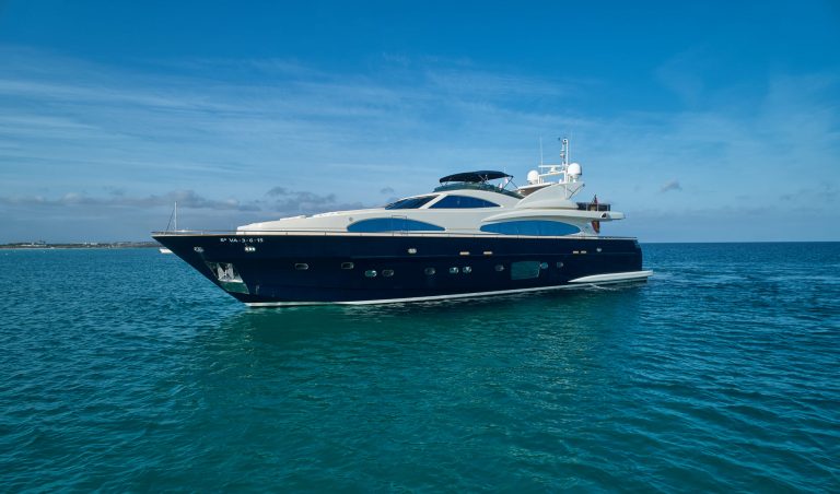 Port view of Astondoa 102 GLX Kirios - Superyacht in Ibiza