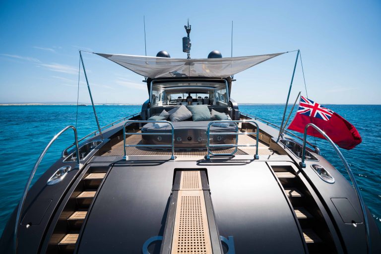 Alquiler rent location llogar mieten barco boat bateau boot ibiza Leopard90Aya