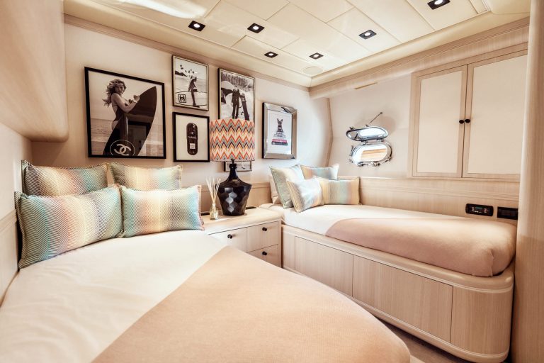 Cabin 4 of Mangusta 130 Mrs Grey - Superyacht in Ibiza