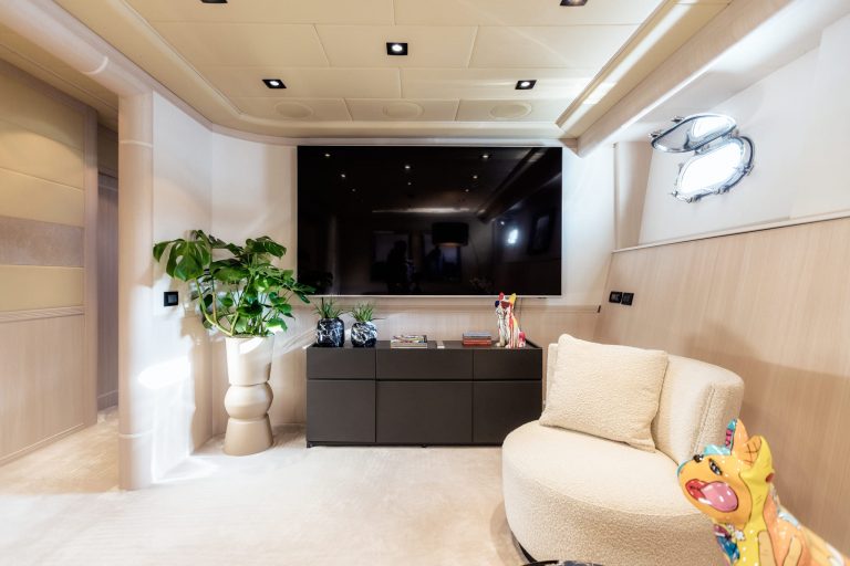 TV of Mangusta 130 Mrs Grey - Superyacht in Ibiza