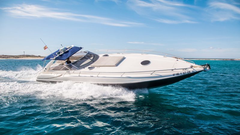 Bow sundeck of Sunseeker Superhawk 48 Watch me - Yacht in Ibiza