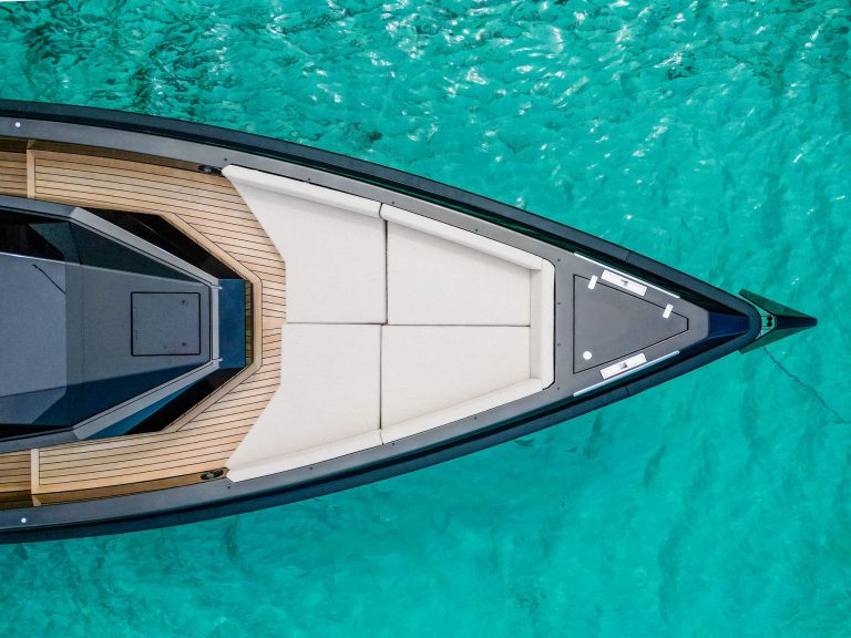 Bow sundeck of Wally 48 Jemima - Yacht in Ibiza