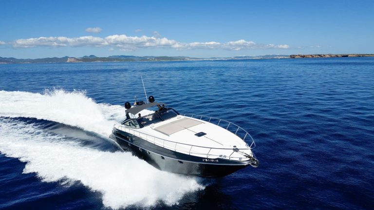 Bow of Alfamarine 60 Double M - Yacht in Ibiza