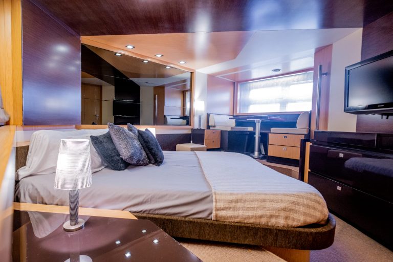 Cabin of Baia Italia 70 Chilli - Yacht in Ibiza