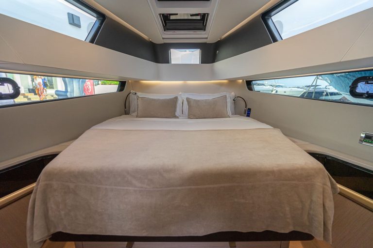 Cabin of Fjord 41 XL IBN Battuta - Yacht in Ibiza