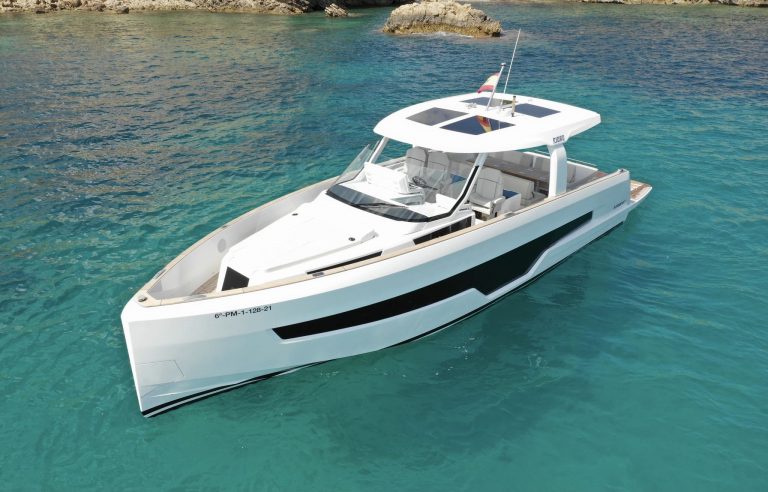 Bow of Fjord 41 XL IBN Battuta - Yacht in Ibiza