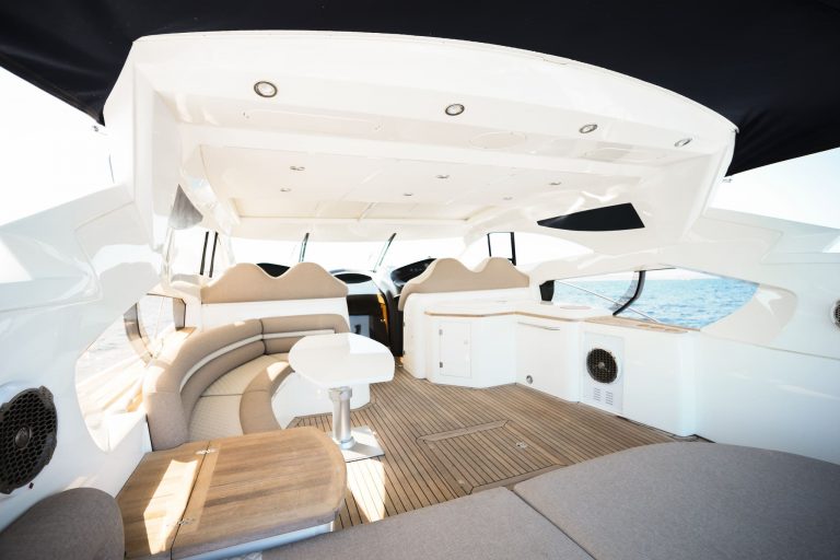 Cockpit of Sunseeker Predator 68 Charlie Fox - Yacht in Ibiza