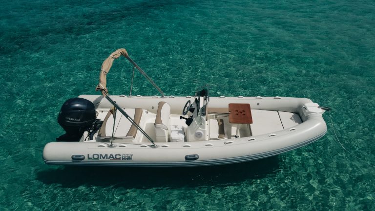Alquiler rent location llogar mieten barco boat bateau boot ibiza Lomac600INCrema