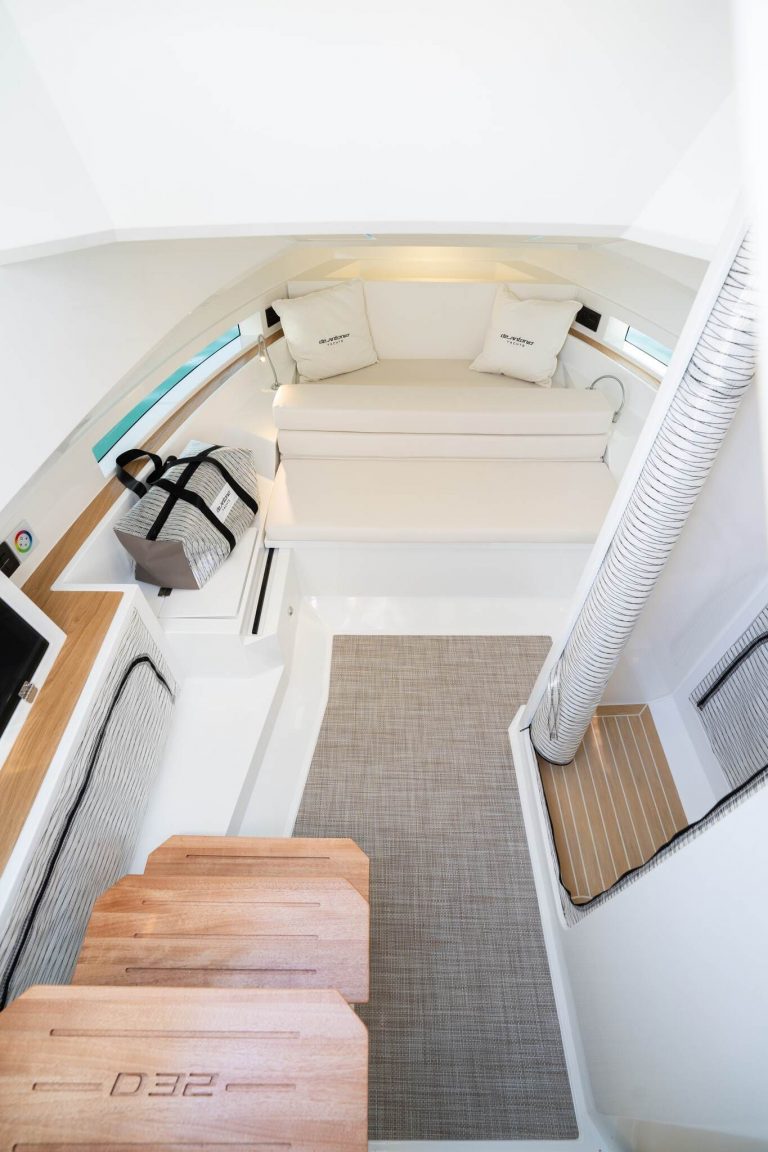 Cabin 2 of De Antonio D32 Toretto - Yacht in Ibiza