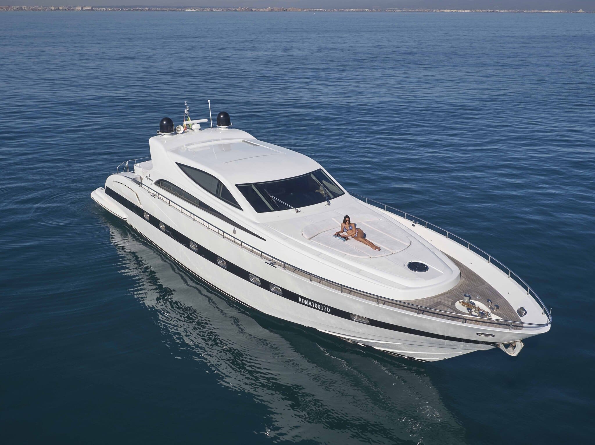 Bow sundeck of Alfamarine 78 Nina - Yacht in Ibiza