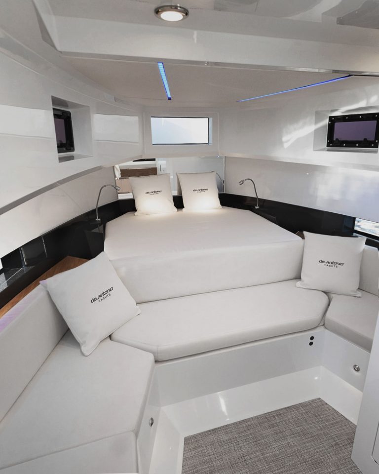 Cabin of De Antonio D36 Ikigai - Yacht in Ibiza