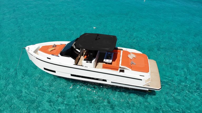 Port view of De Antonio D36 Ikigai - Yacht in Ibiza