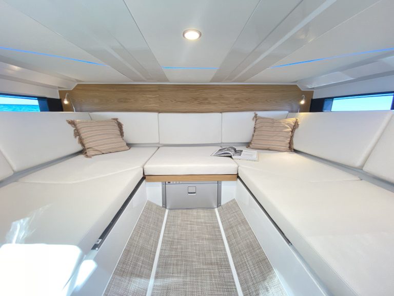 Cabin 2 of De Antonio D36 Ikigai - Yacht in Ibiza