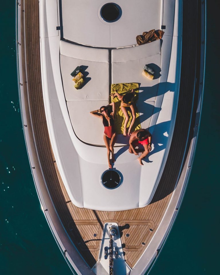 Bow sundeck of Pershing 76 Lady R - Yacht in Ibiza