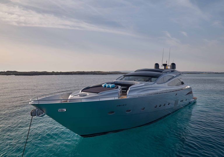 Sundeck of Pershing 90 Danzas - Superyacht in Ibiza