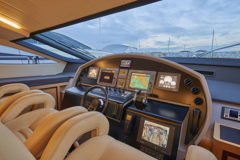 Rudder of Pershing 90 Danzas - Superyacht in Ibiza