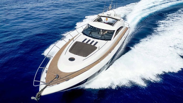 Sailing of Princess V65 Creta - Yacht in Ibiza