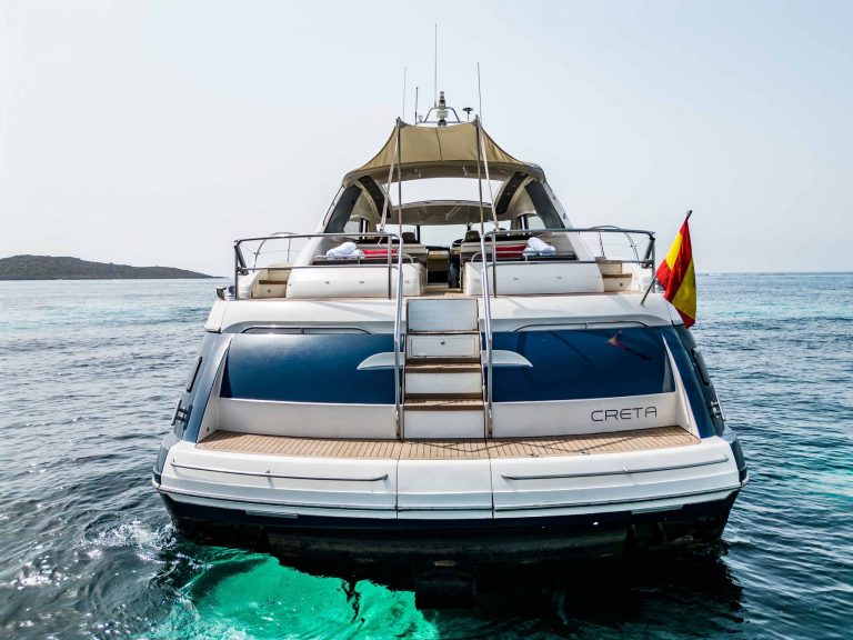 Stern of Princess V65 Creta - Yacht in Ibiza