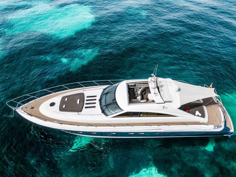 Port view of Princess V65 Creta - Yacht in Ibiza