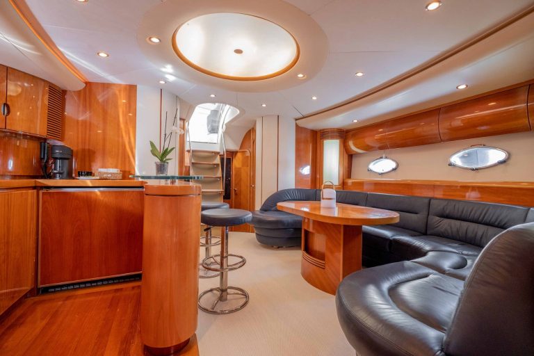 Lounge of Princess V65 Creta - Yacht in Ibiza