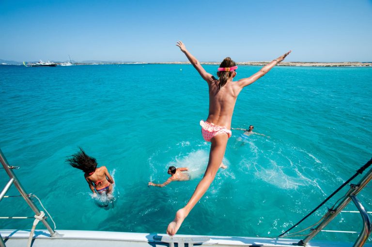 Fun of Suncat 75 Trasmapi - Event boat in Ibiza