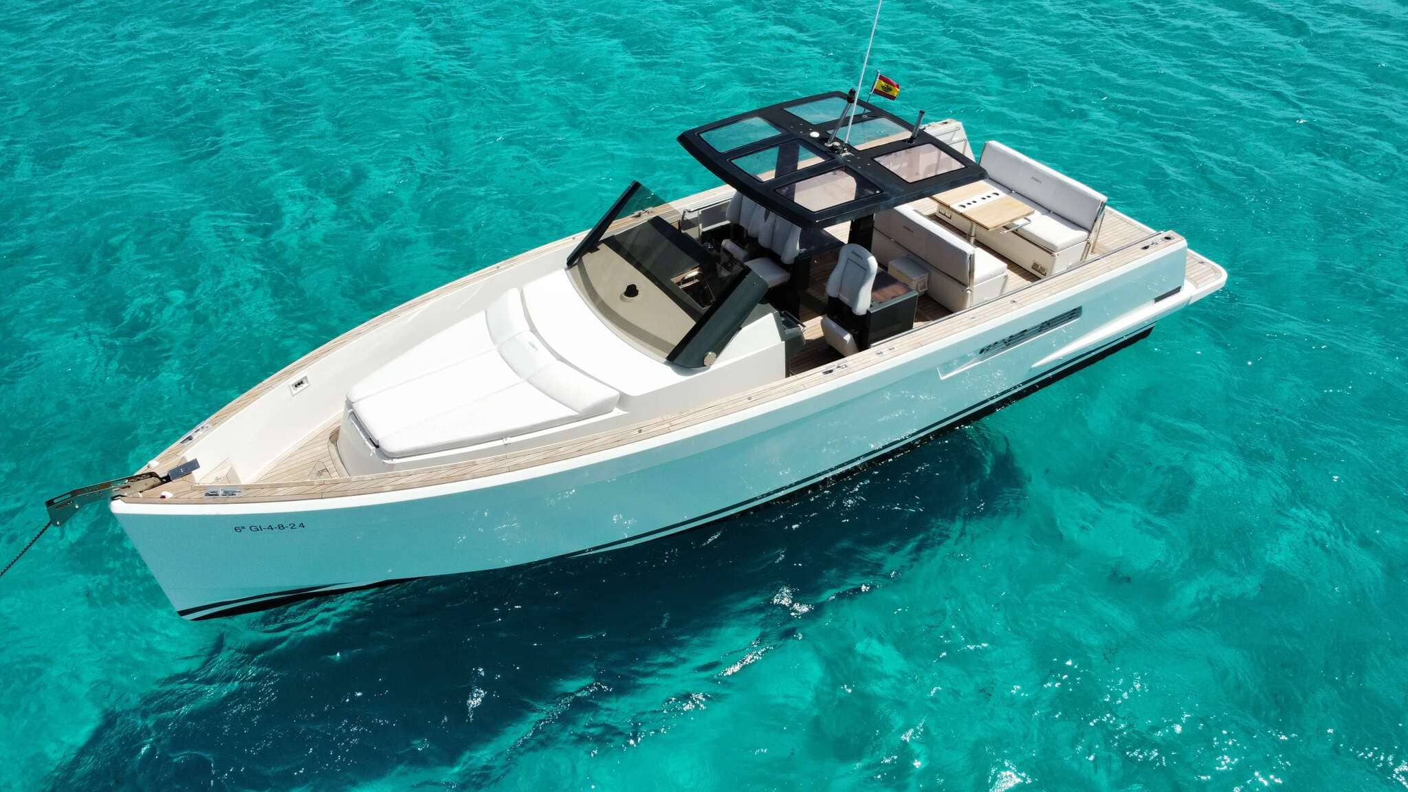 Bow sundeck of Fjord 40 S Open P23 - Yacht in Ibiza