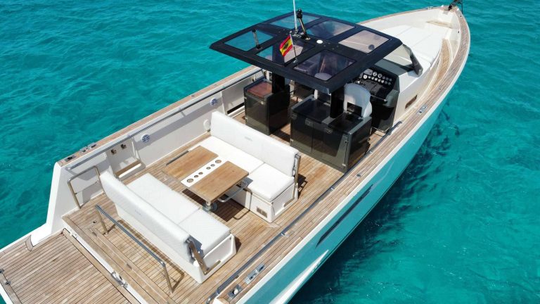 Deck of Fjord 40 S Open P23 - Yacht in Ibiza