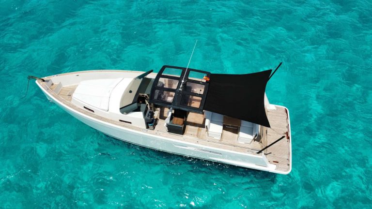 Port view of Fjord 40 S Open P23 - Yacht in Ibiza