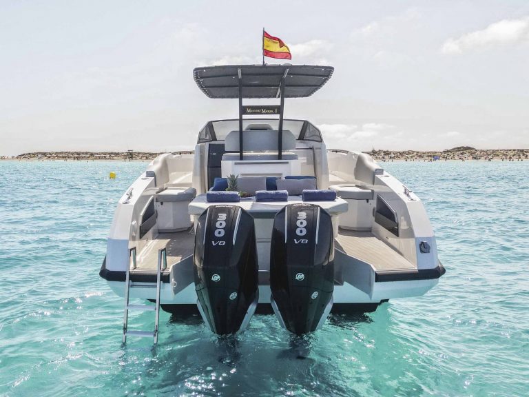 Stern 2 of Rio Daytona 34 Memory maker I - Motorboat in Ibiza