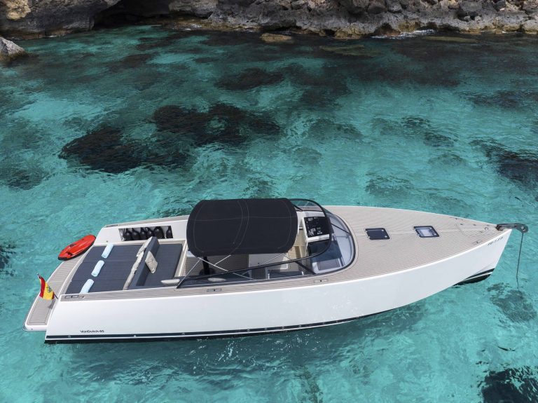 Starboard view 2 of Van Dutch 40 Wolfman - Yacht in Ibiza