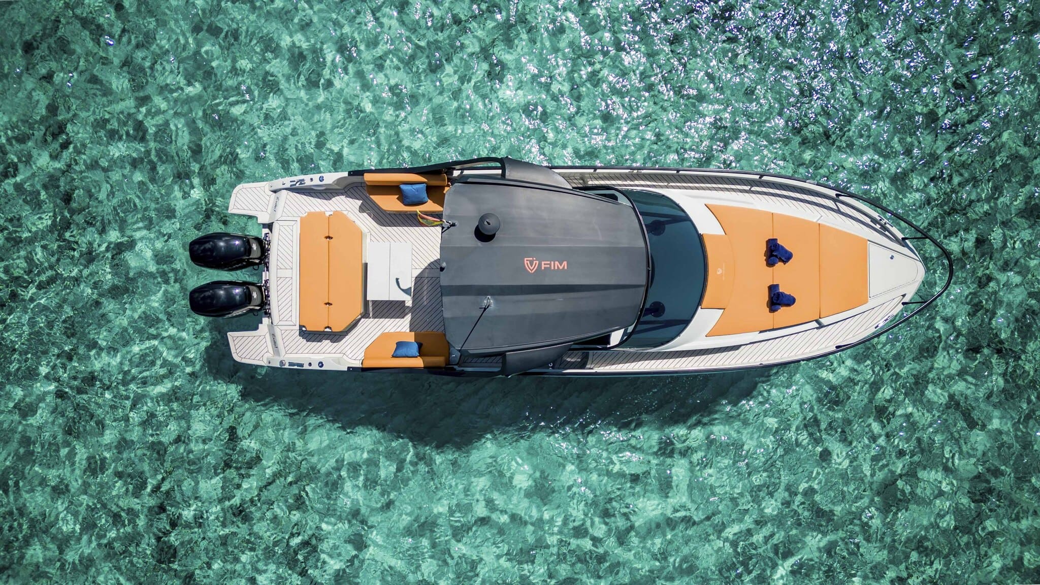 Air view of Fim Regina 340 Éxito - Motorboat in Ibiza