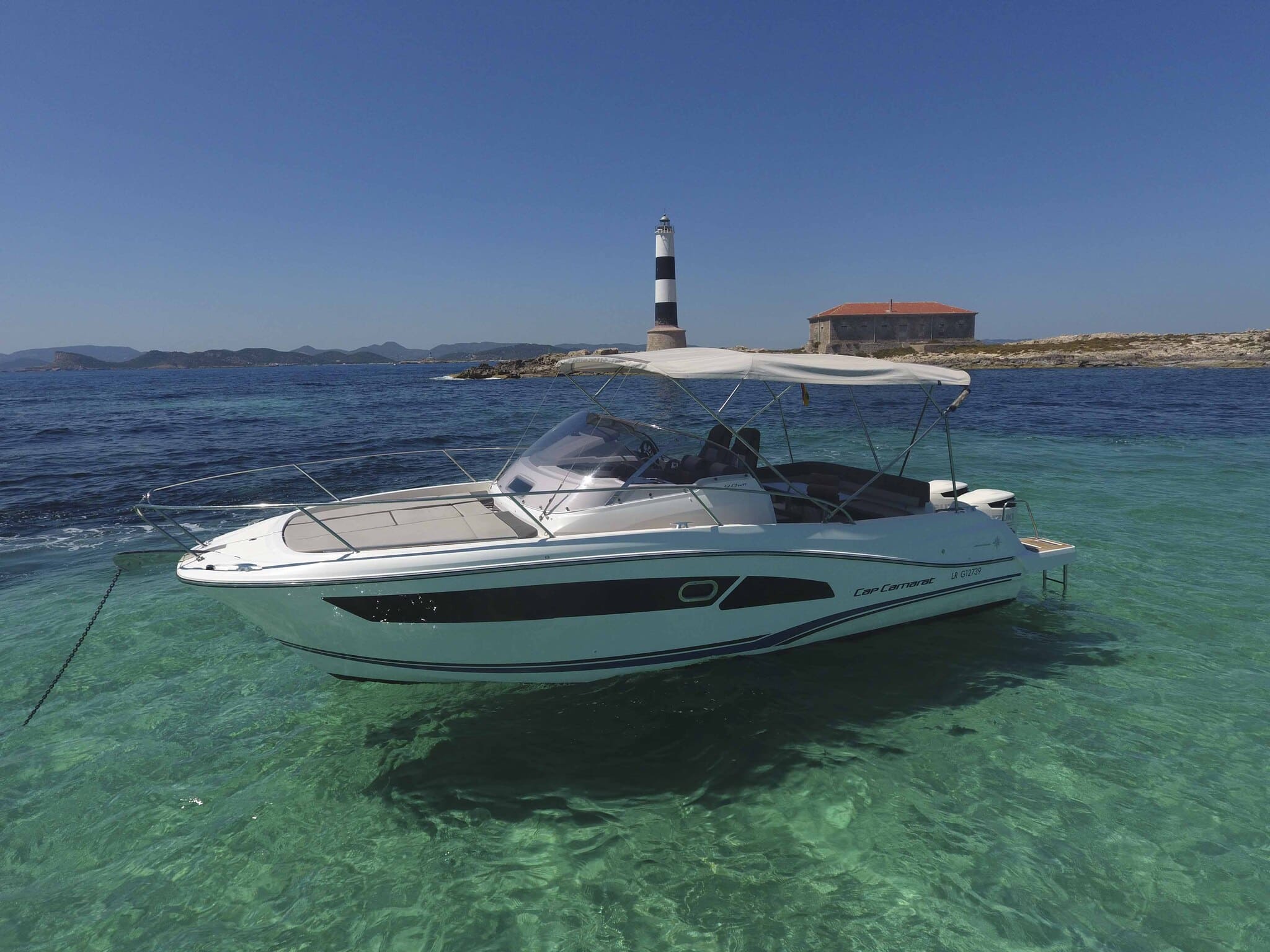 Port view 2 of Jeanneau Cap Camarat 9,0 Thymar - Motorboat in Ibiza