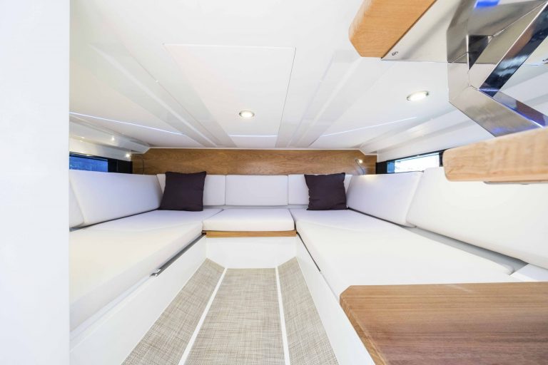 Cabin of De Antonio D36 Tito - Yacht in Ibiza