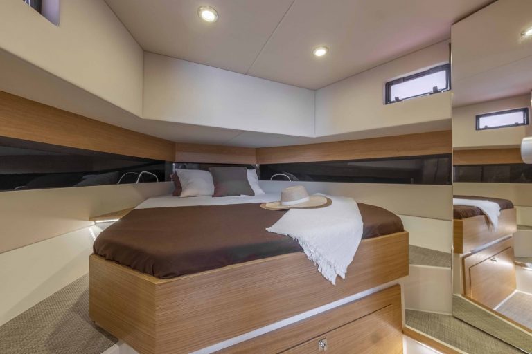 Cabin 2 of De Antonio D42 Playyacht III - Yacht in Ibiza