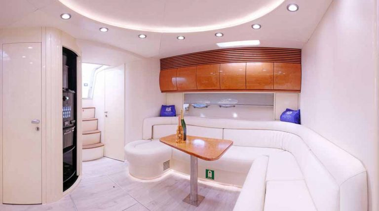 Lounge of Pershing 54 Torre del Canónigo - Yacht in Ibiza