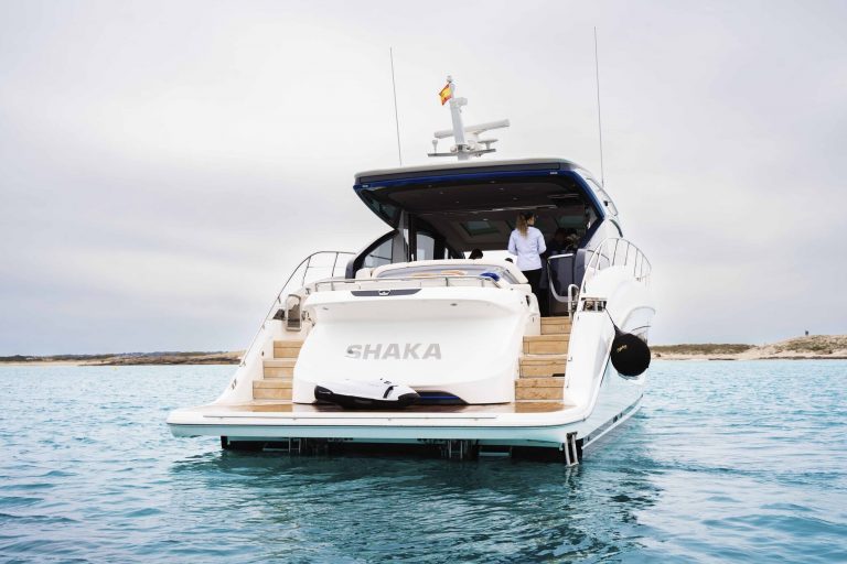 Stern of Princess V55 Shaka - Yacht in Ibiza