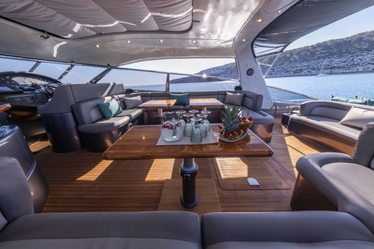 Deck of Baia 80 Shady - Superyacht in Ibiza