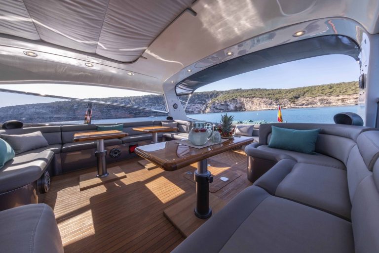 Deck 2 of Baia 80 Shady - Superyacht in Ibiza