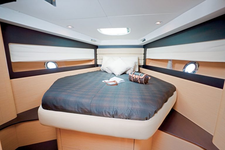 Cabin of Montecarlo 37 Xenia - Yacht in Ibiza